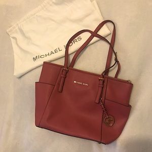 Michael Kors Charlotte Tote 👜